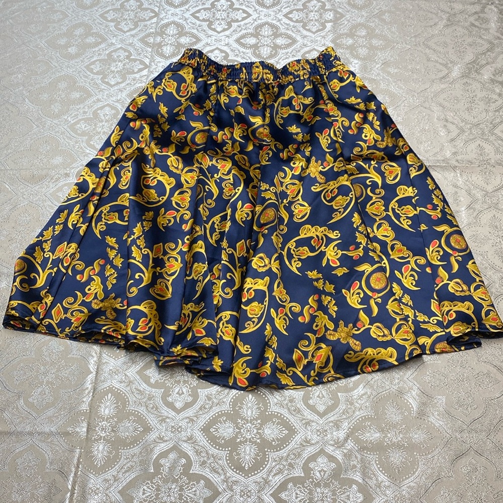 Vintage Navy & Gold Patterned Skirt